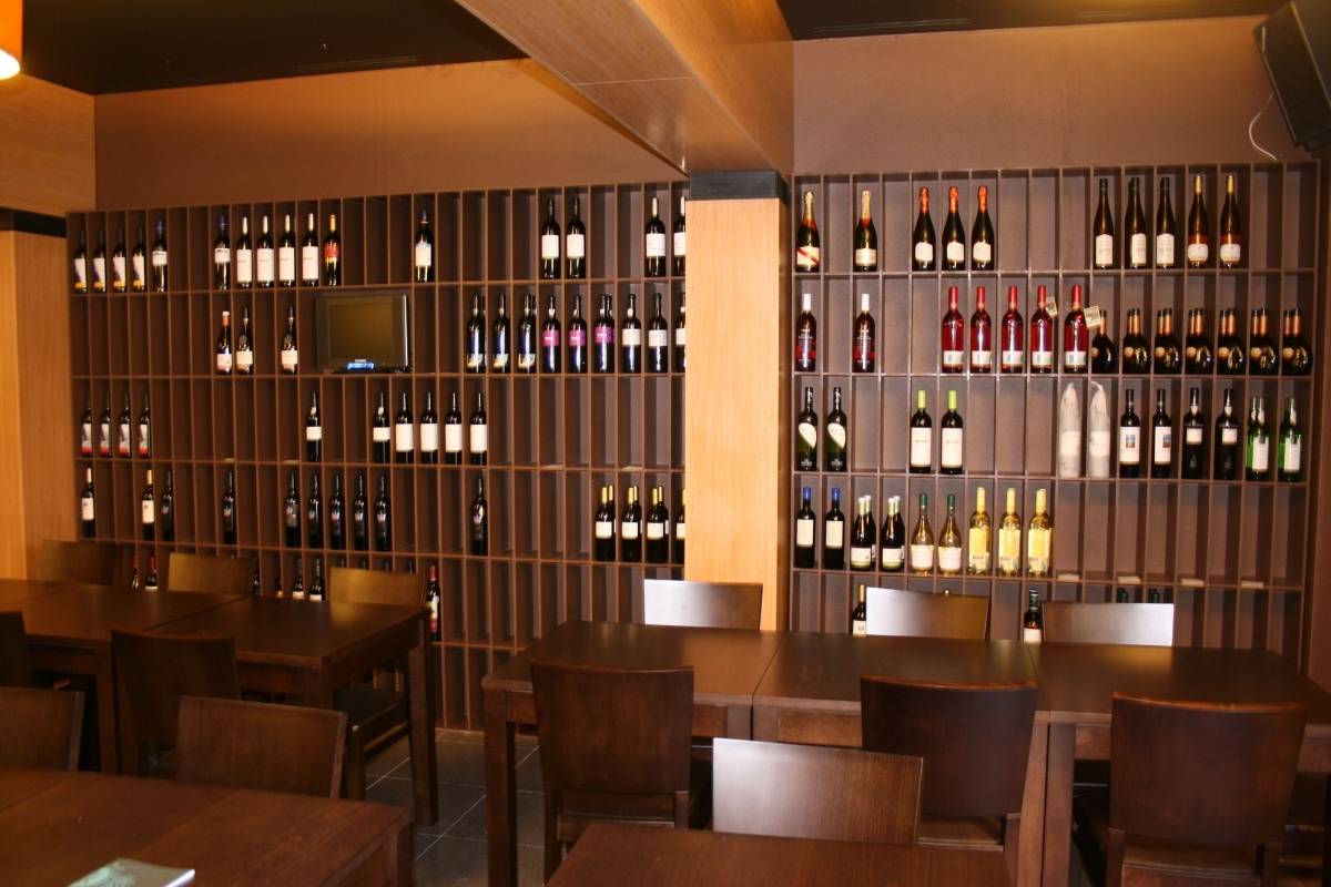 Restaurante e Wine Bar Alporchinhos Lagoa