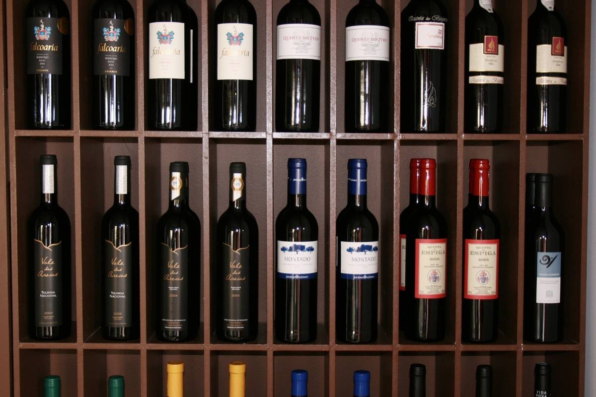 Restaurante e Wine Bar Alporchinhos Lagoa